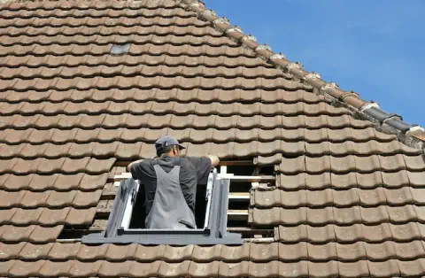 Pose de velux - Saint-Sardos